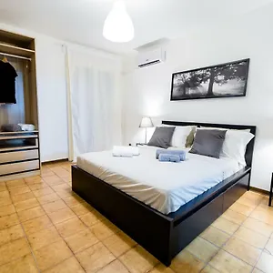  Apartment Center